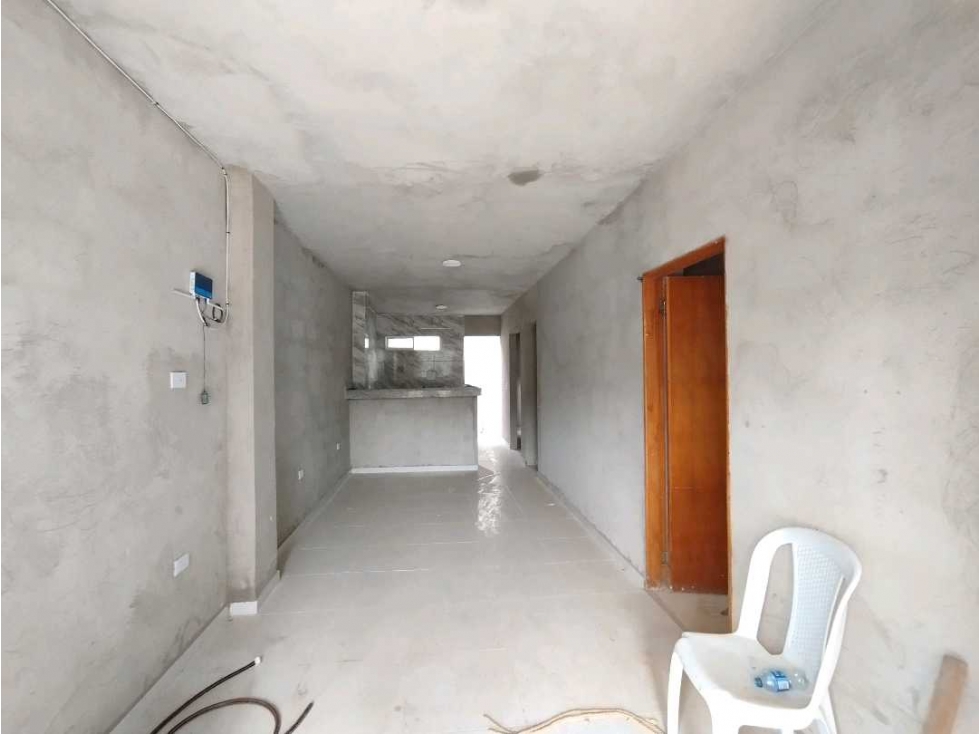 VENTA CASA CON ESTRUCTURA PARA 3 PISOS - URB. LA INDIA - CARTAGENA — foto 2