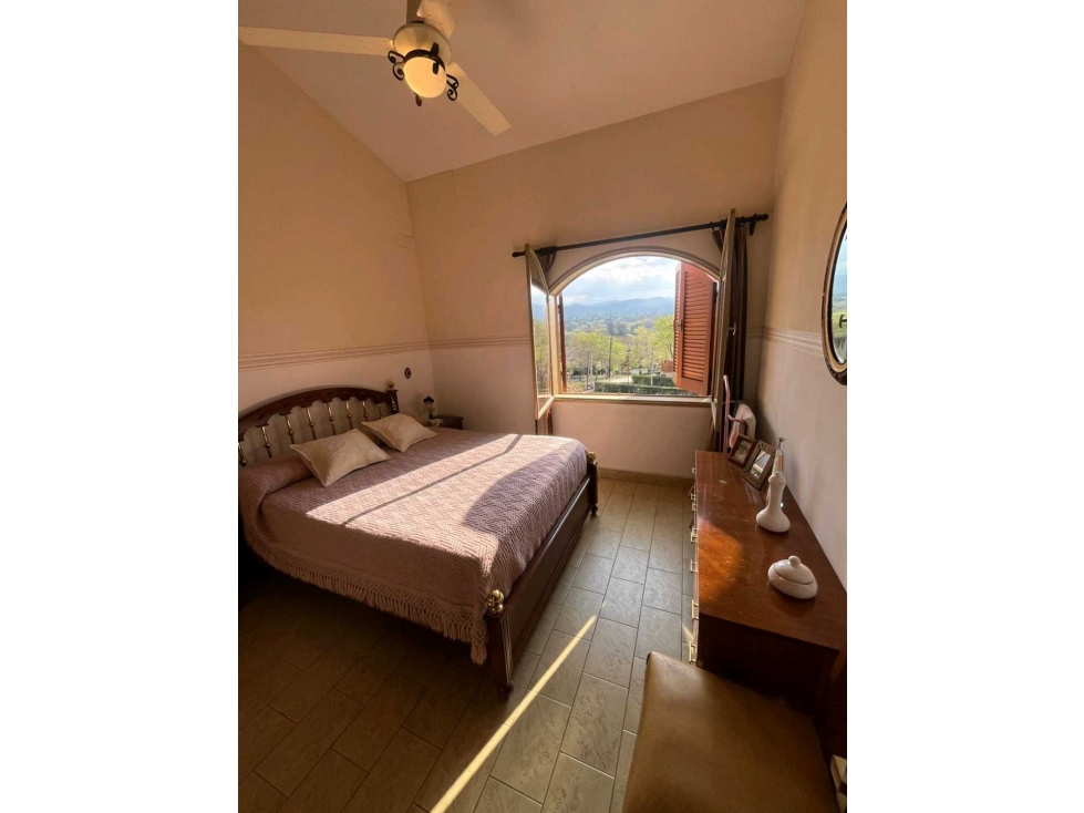 VENTA CASA con GRAN TERRENO en Icho Cruz Terreno: 2.026 m² — foto 4