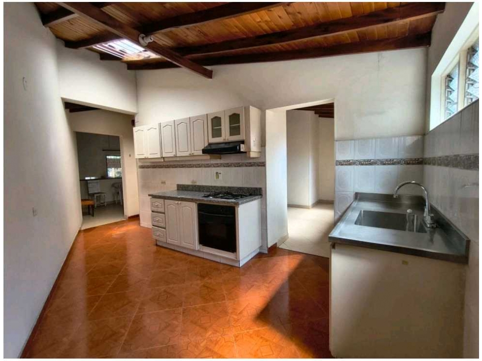 VENTA APARTAMENTO CON PARQUEADERO EN MEDELLÍN LAURELES FLORIDA NUEVA
