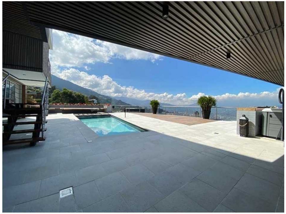 VENTA casa con PISCINA en Las Palmas con hermosa vista a la ciudad. — foto 5