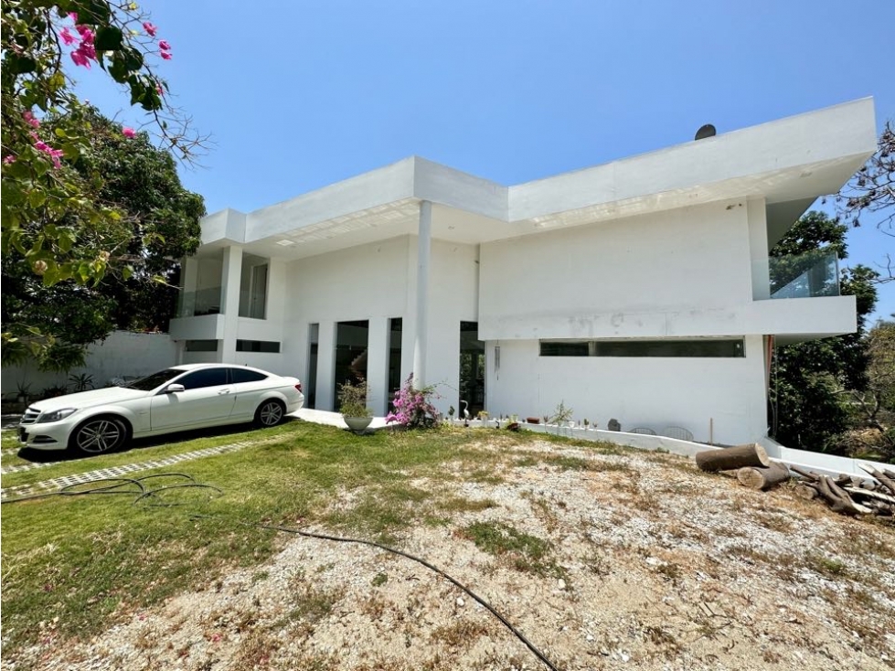 VENTA CASA CON PLAYA SEMI-PRIVADA & VISTA AL MAR EN PRIMERA LINEA — foto 5