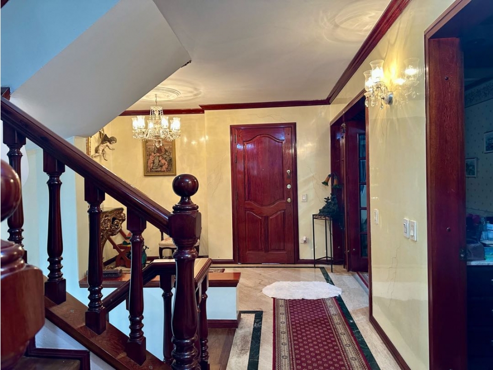 VENTA CASA CONJUNTO CERRADO STA BÁRBARA ALTA 367m2