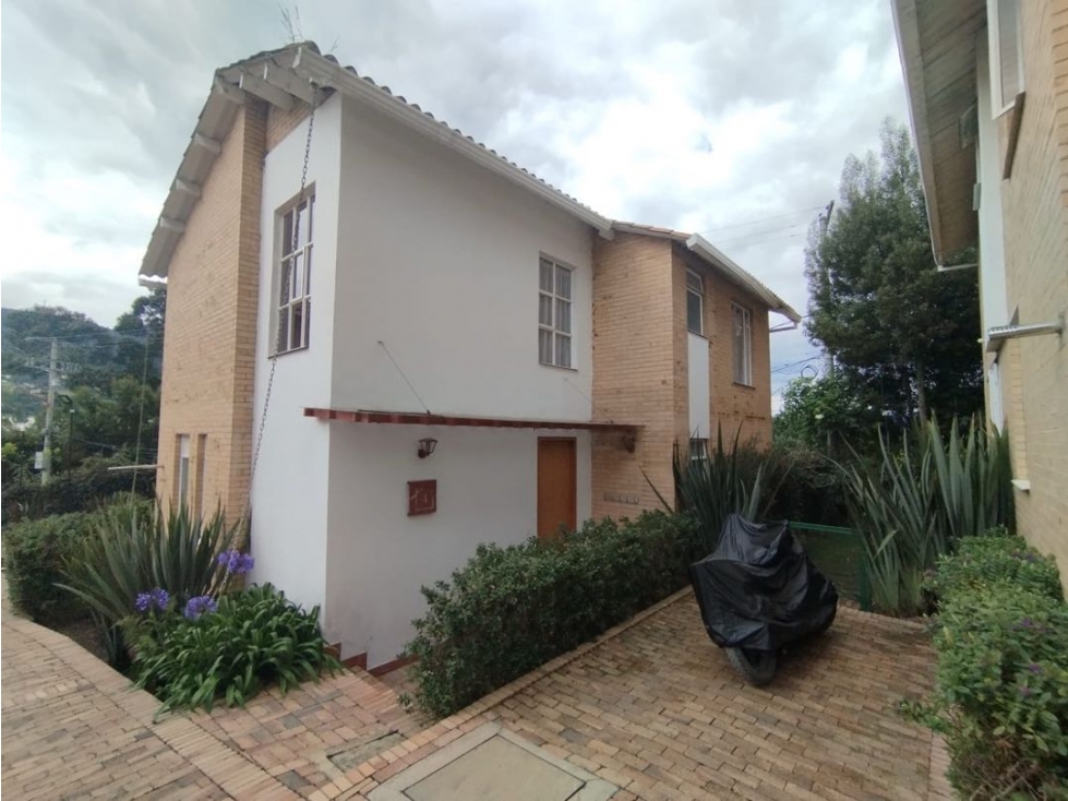 VENTA CASA 116m2 + JARDINES CONJUNTO PRIVADO TABIO