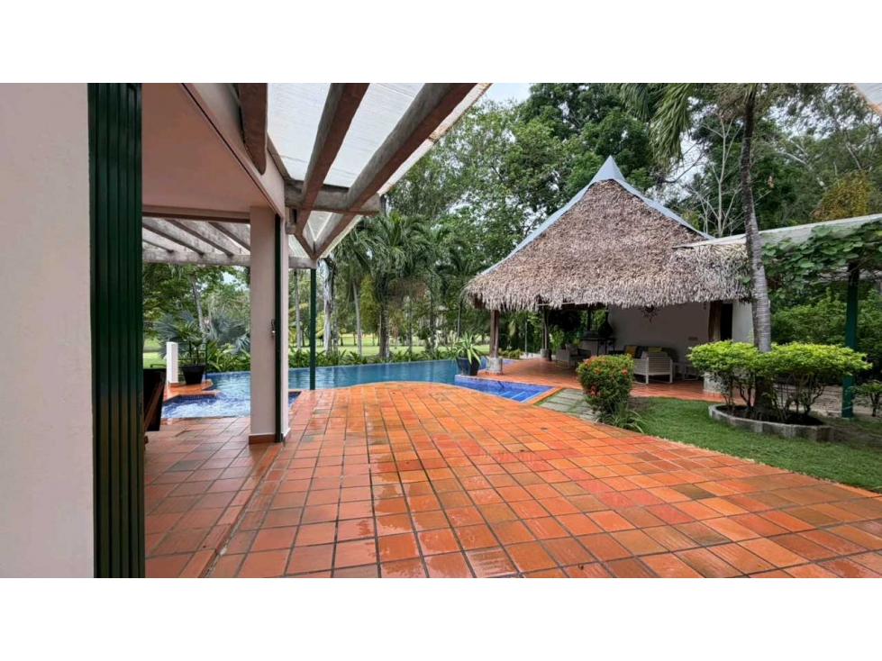 VENTA CASA CORONADO EN EL CLUB DE GOLF 1255.15M2 CON PISCINA 4R — foto 2