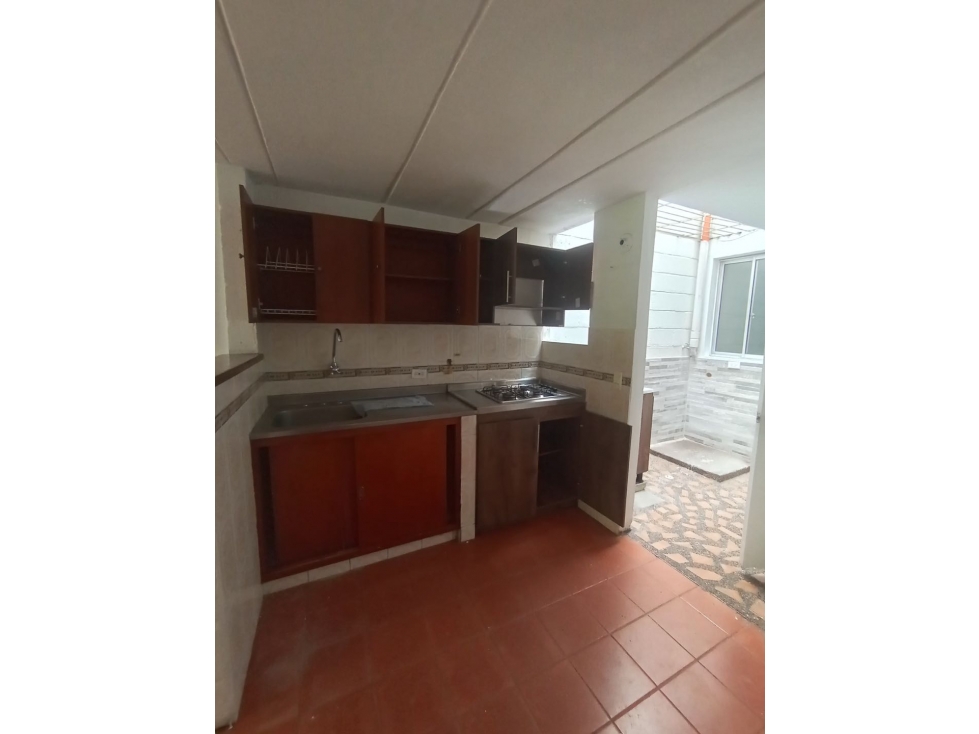 Venta CASA de 2 NIVELES en ROBLEDO TULIPANES con terraza — foto 6