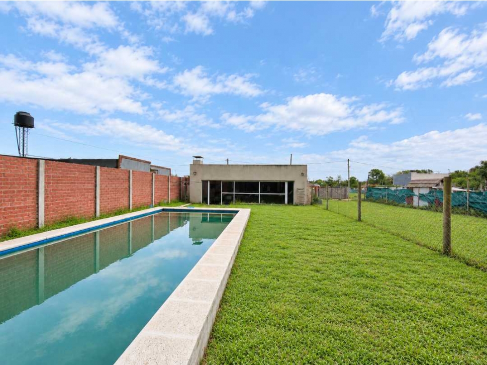 Venta casa de 3 amb en barrio cerrado Lihue - Francisco alvarez — foto 3