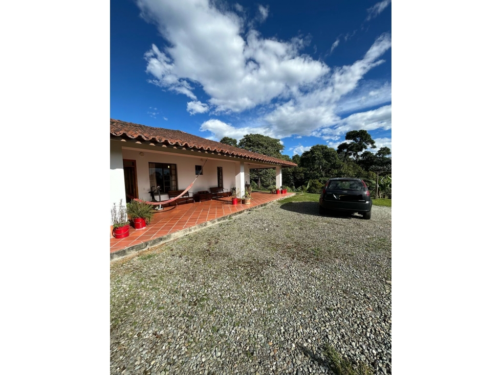 VENTA CASA DE CAMPO CIRCASIA QUINDÍO