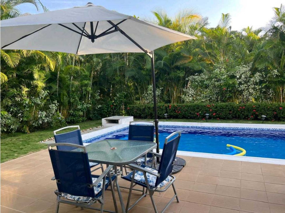 VENTA CASA DE CAMPO EN CONDOMINIO RICAURTE CUNDINAMARCA $730 millones - 1