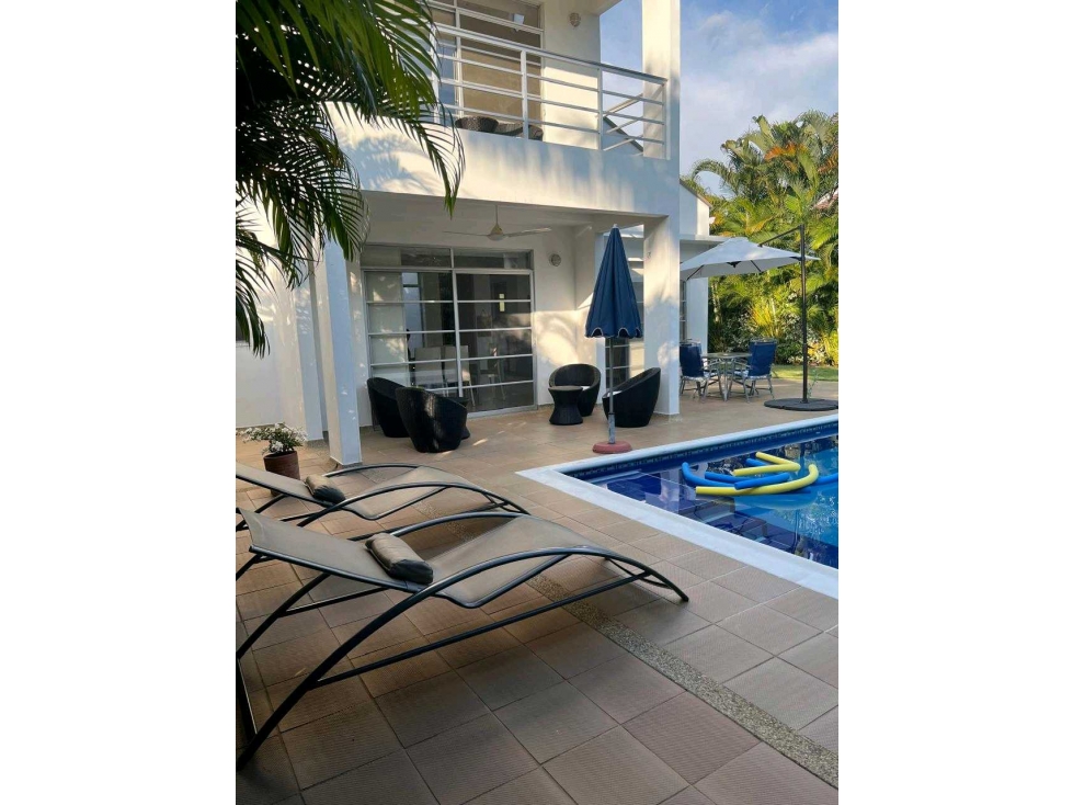 VENTA CASA DE CAMPO EN CONDOMINIO RICAURTE CUNDINAMARCA $730 millones - 2