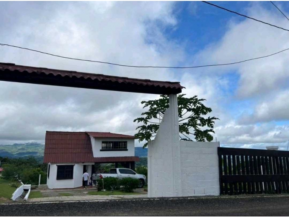 VENTA CASA DE CAMPO EN SORA VISTA PANORAMICA CLIMA FRESCO Y AGRADABLE — foto 3