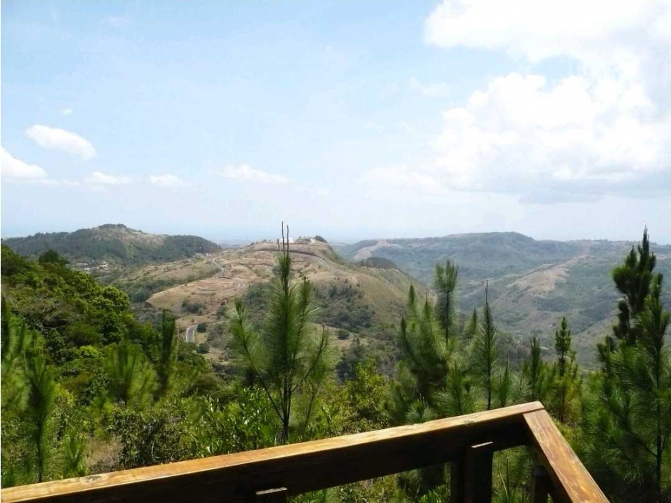 VENTA CASA DE CAMPO EN SORA VISTA PANORAMICA CLIMA FRESCO Y AGRADABLE