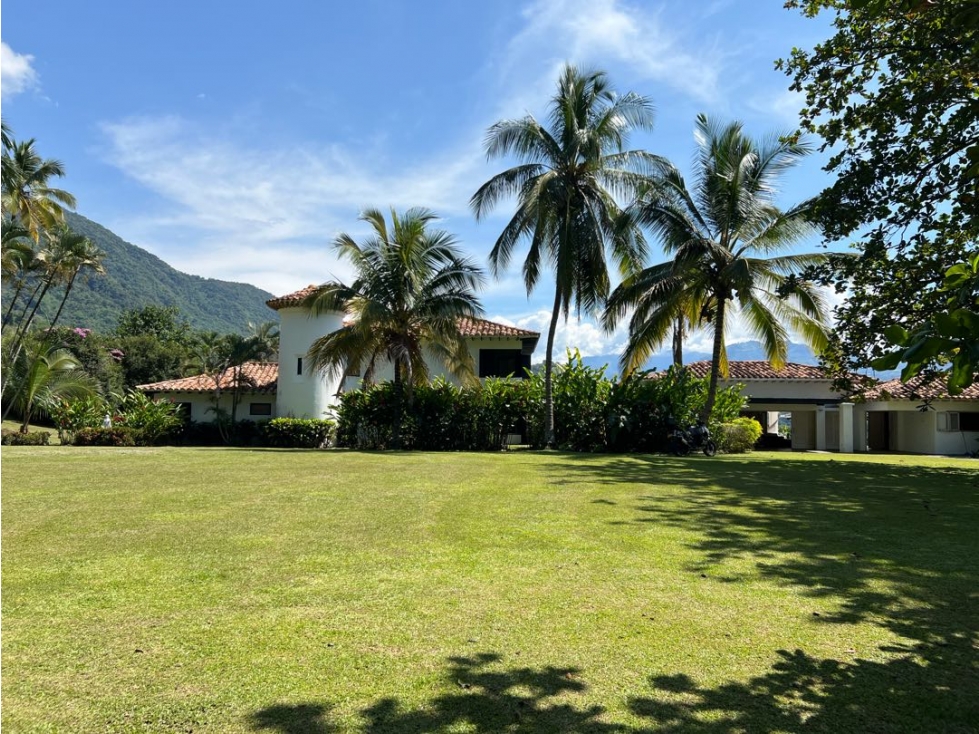 VENTA CASA DE DESCANSO / FINCA EN BOLOMBOLO