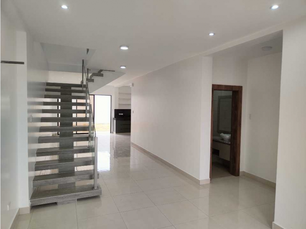 VENTA, CASA DE ESTRENO. URB ISLA CELESTE ,ETAPA ESTRIBOR. SAMBORONDÓN - 3