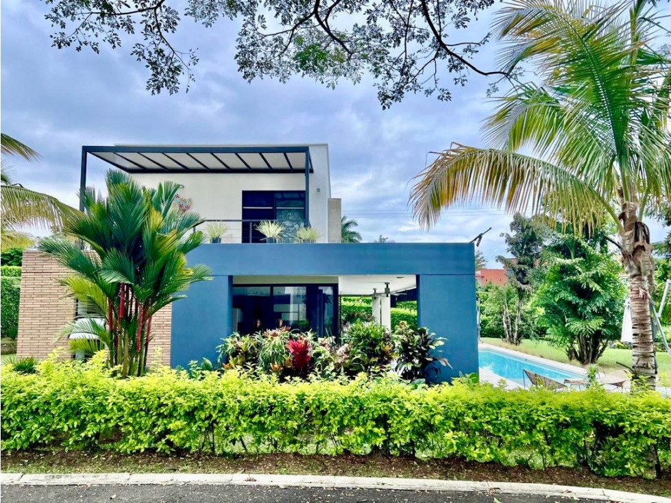 VENTA CASA DE LUJO 560 MTS2 CERRITOS PEREIRA — foto 2