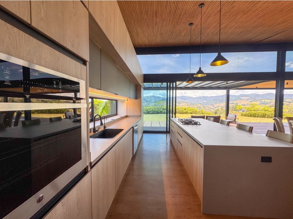 VENTA CASA DE LUJO EN EL RETIRO, ANTIOQUIA. PRECIO DE OPORTUNIDAD — foto 3