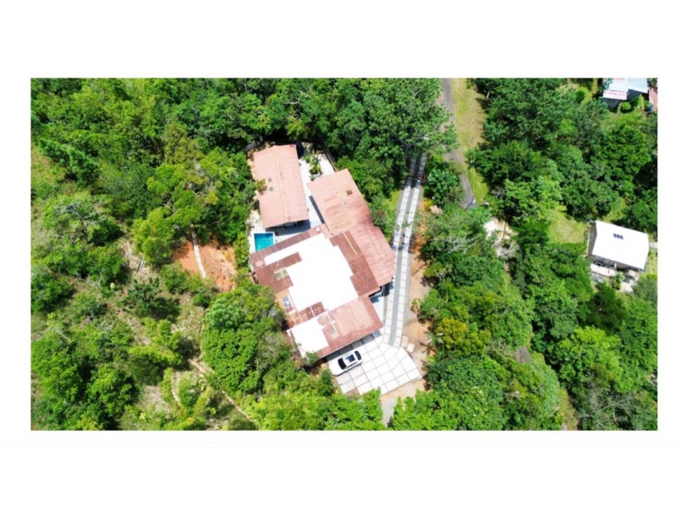 VENTA CASA DE MONTAÑA CON DOS TERRENOS 10,400M2 CON VISTA PANORÁMICA