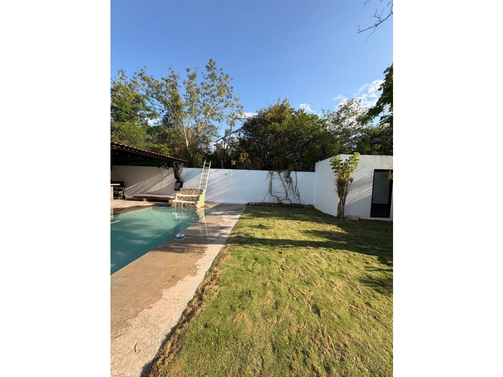 Venta Casa de Un Piso Rejoyada Mérida Yucatán con paneles solares — foto 3