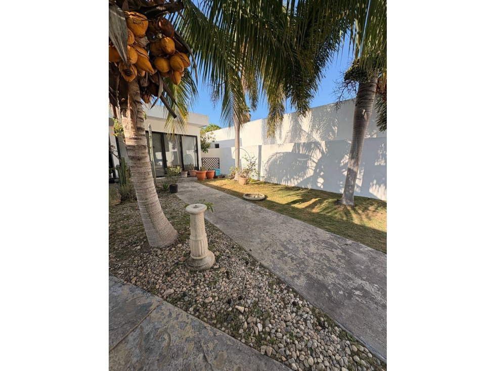 Venta Casa de Un Piso Rejoyada Mérida Yucatán con paneles solares — foto 5
