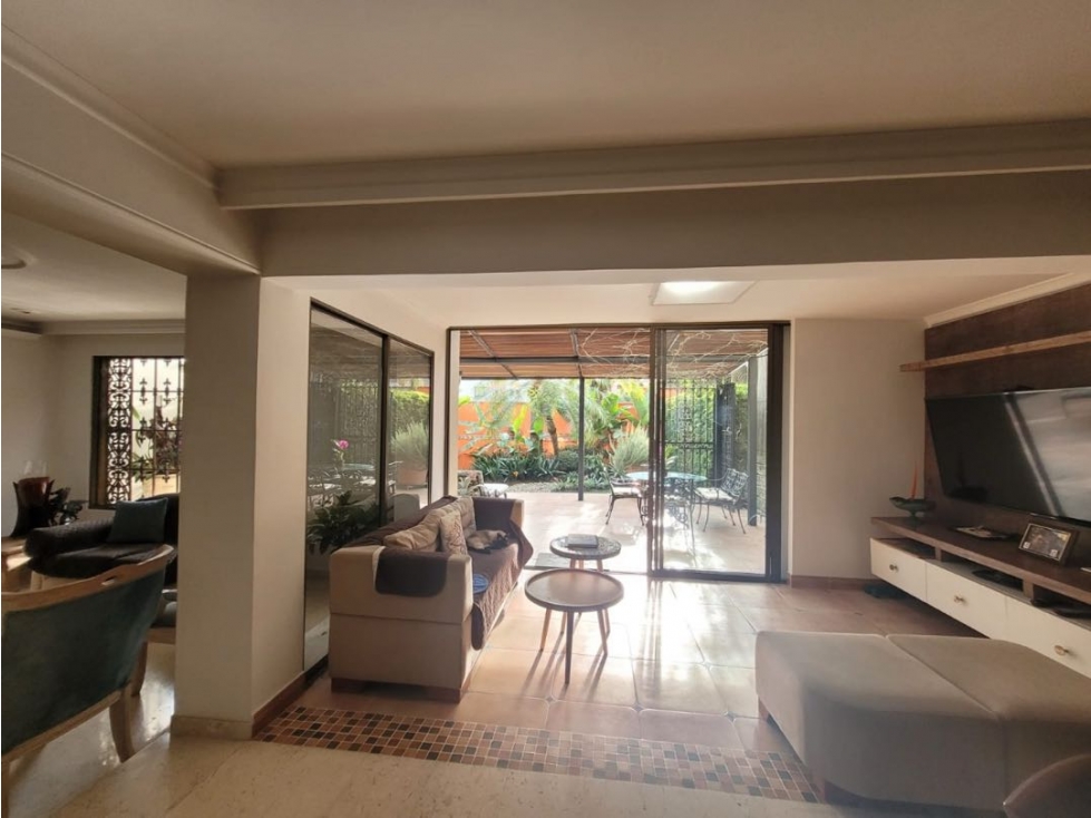 Venta Casa Dos Niveles Poblado — foto 3