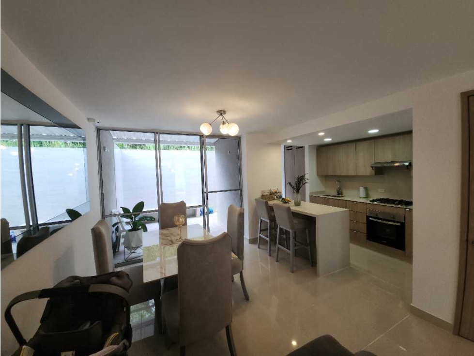 VENTA CASA DOS PISOS CONDOMINIO TANGARA CIUDAD COUNTRY JAMUNDI (JH) — foto 3