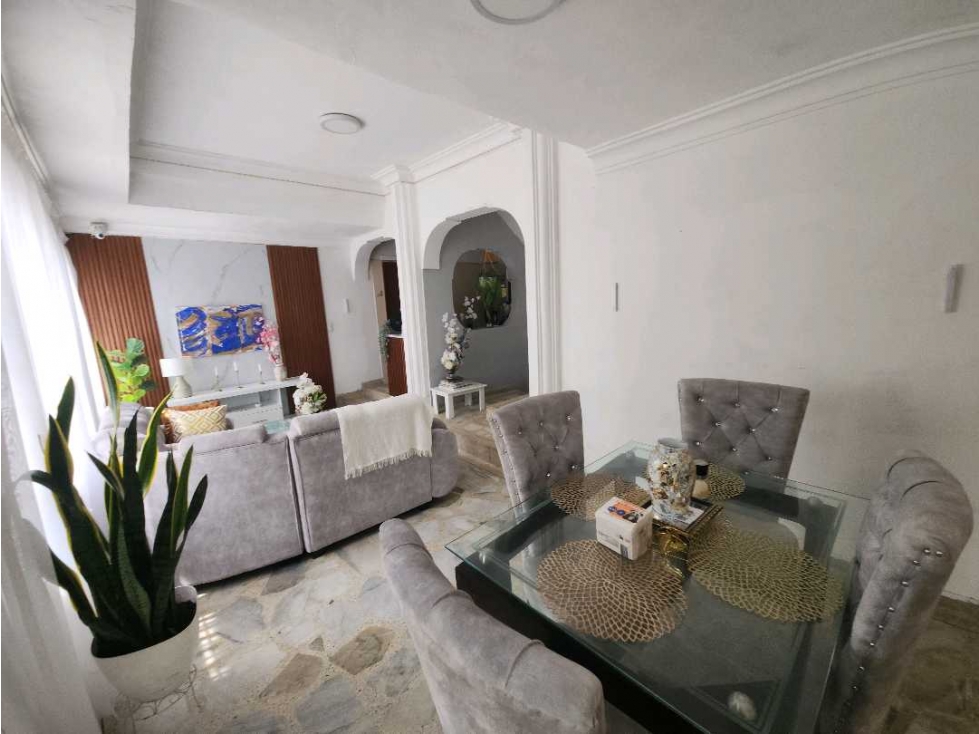 VENTA CASA DOS PISOS ESQUINERA CON LOCAL EL RECREO PALMIRA VALLE (JH) — foto 4