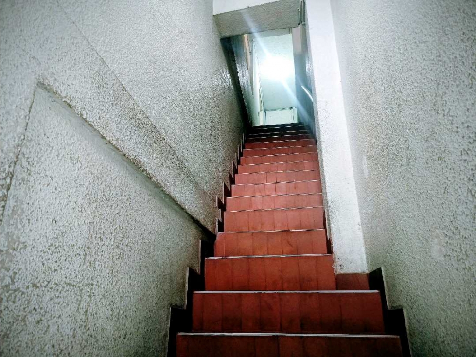 VENTA CASA CON LOCAL COMERCIAL GRAN COLOMBIA AMB — foto 4
