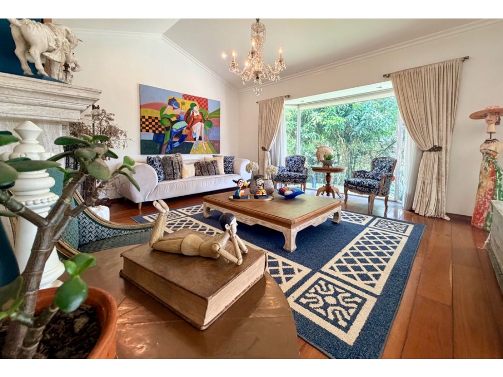 Venta casa El Poblado Cerca al Marymount excelente unidad — foto 2