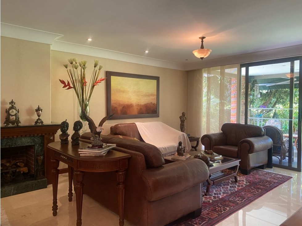 VENTA CASA EL POBLADO, CERCA A LAS PALMAS Y EL TESORO, MEDELLÍN. — foto 3