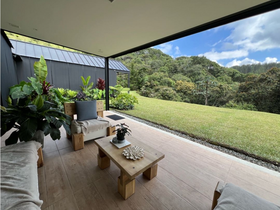 Venta Casa El Retiro 306 Mts2. UN SOLO NIVEL MUY SILENCIOSA — foto 3
