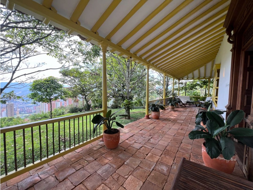 Venta Casa EMBLEMATICA Tesoro Medellín 600 M2, lote 4.500 m2 UN NIVEL — foto 5