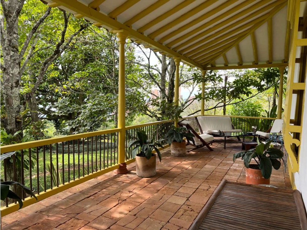 Venta Casa EMBLEMATICA Tesoro Medellín 600 M2, lote 4.500 m2 UN NIVEL — foto 4