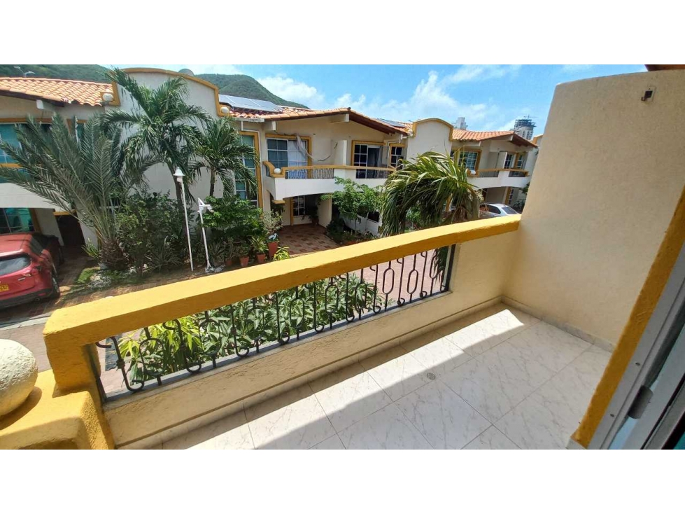 VENTA CASA EN ACOGEDOR CONDOMINIO RODADERO RESERVADO SANTA MARTA — foto 3