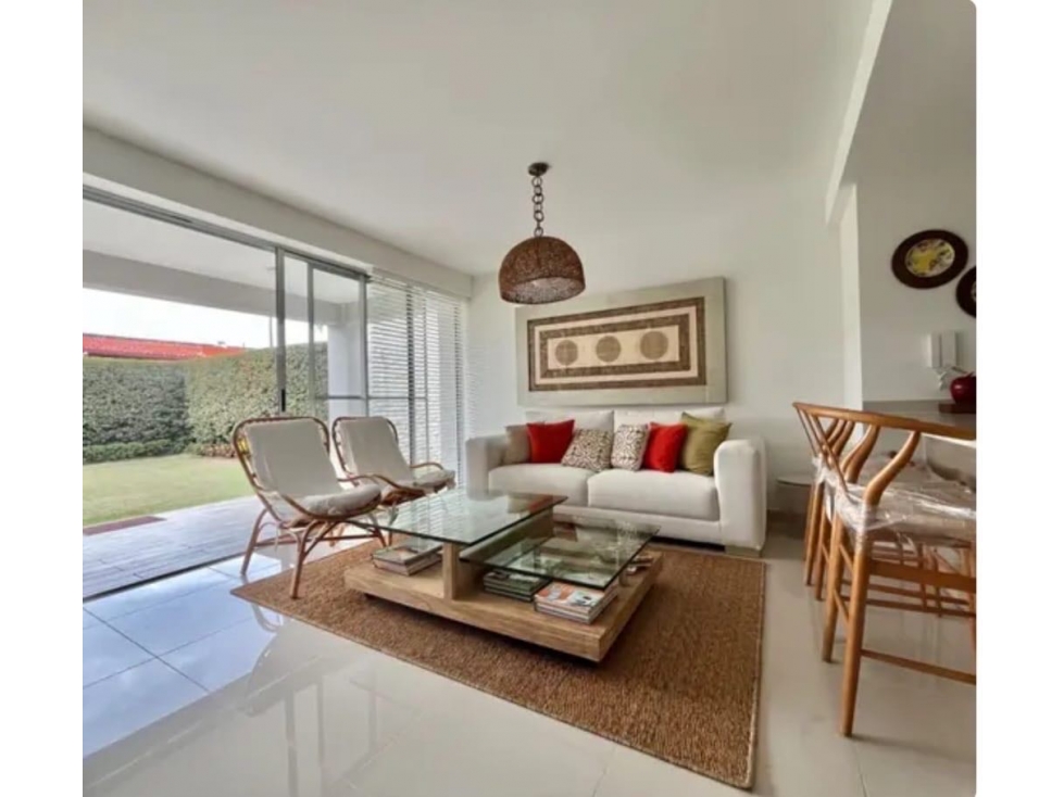 VENTA CASA EN ALFAGUARA