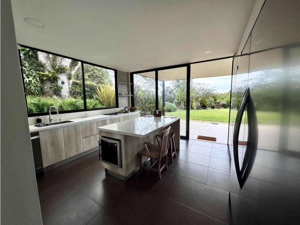 Venta - Casa en alto de palmas - 350 m² construidos 2600 m² lote — foto 6