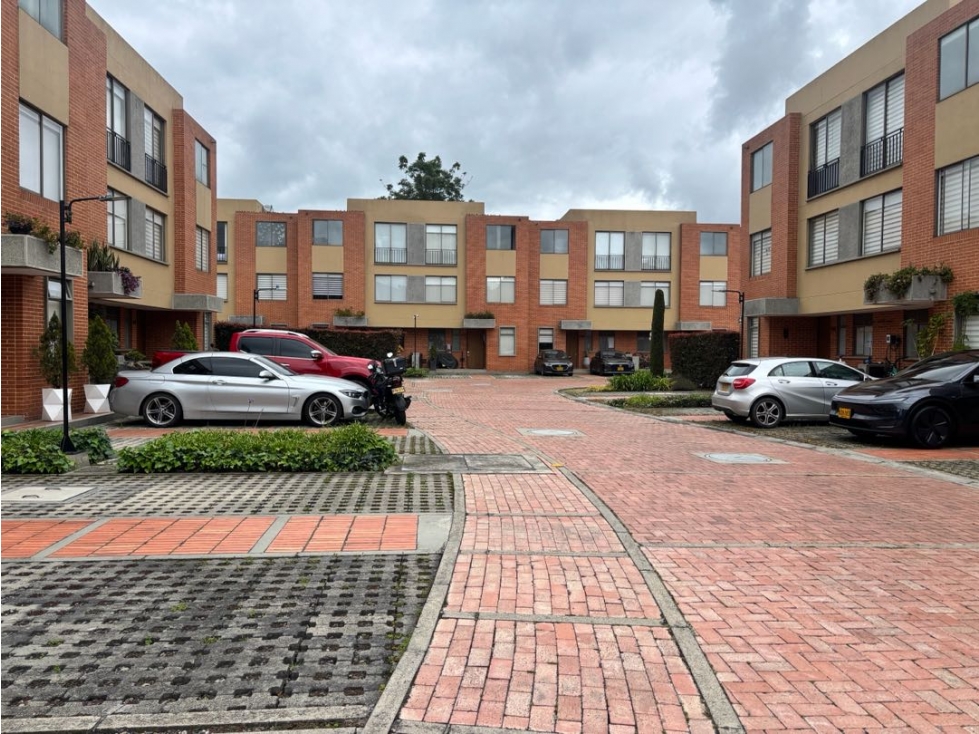 Venta casa en Arrayanes