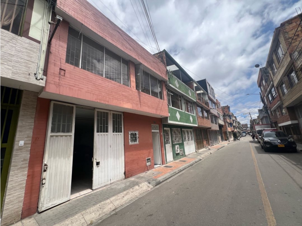 VENTA CASA EN EL BARRIO ANDALUCÍA KENNEDY BOGOTA — foto 4