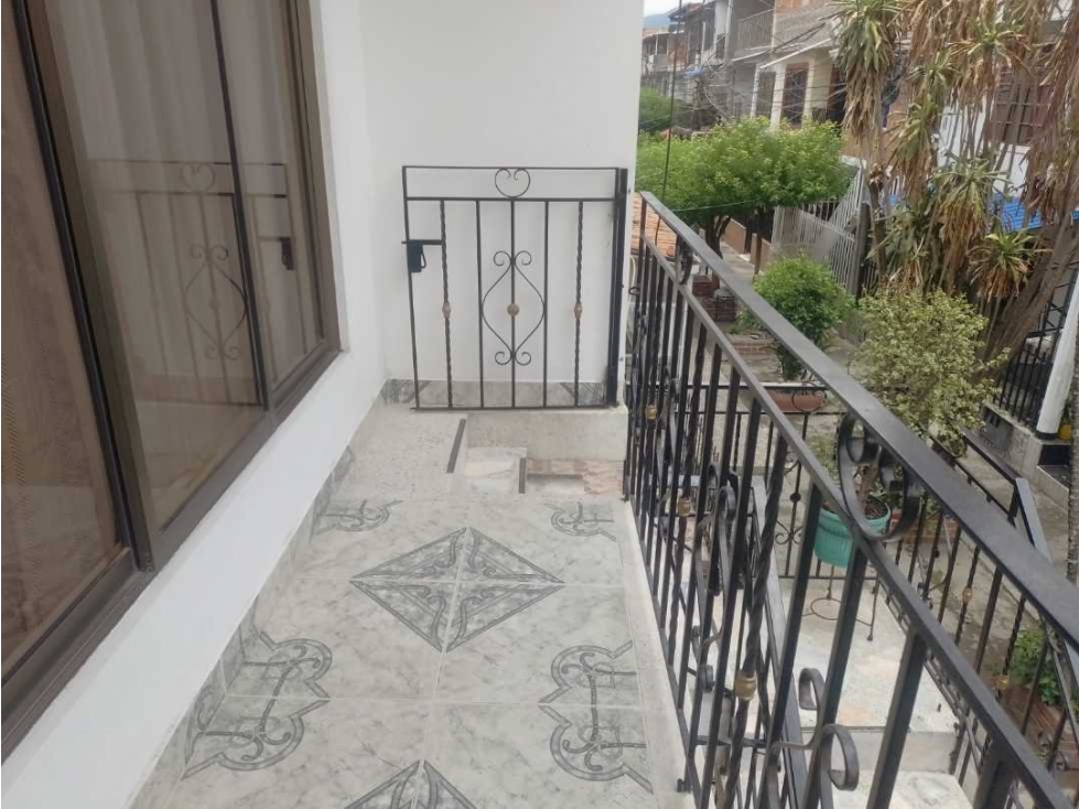 VENTA CASA EN BARRIO COMFENALCO NORTE DE CALI