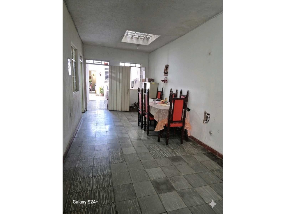 VENTA CASA EN BARRIO SANTANDER DE 2 PISOS INDEPENDIENTE NTE DE CALI