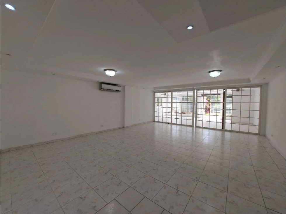 VENTA CASA EN BETANIA CLUB X 370 M2 ¡PRECIO POR DEBAJO DEL AVALUO! RTC — foto 3