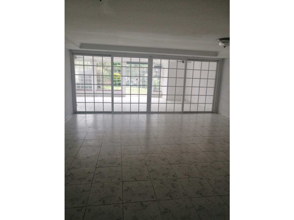 VENTA CASA EN BETANIA CLUB X 400 MT2 ¡PRECIO NEGOCIABLE! YM