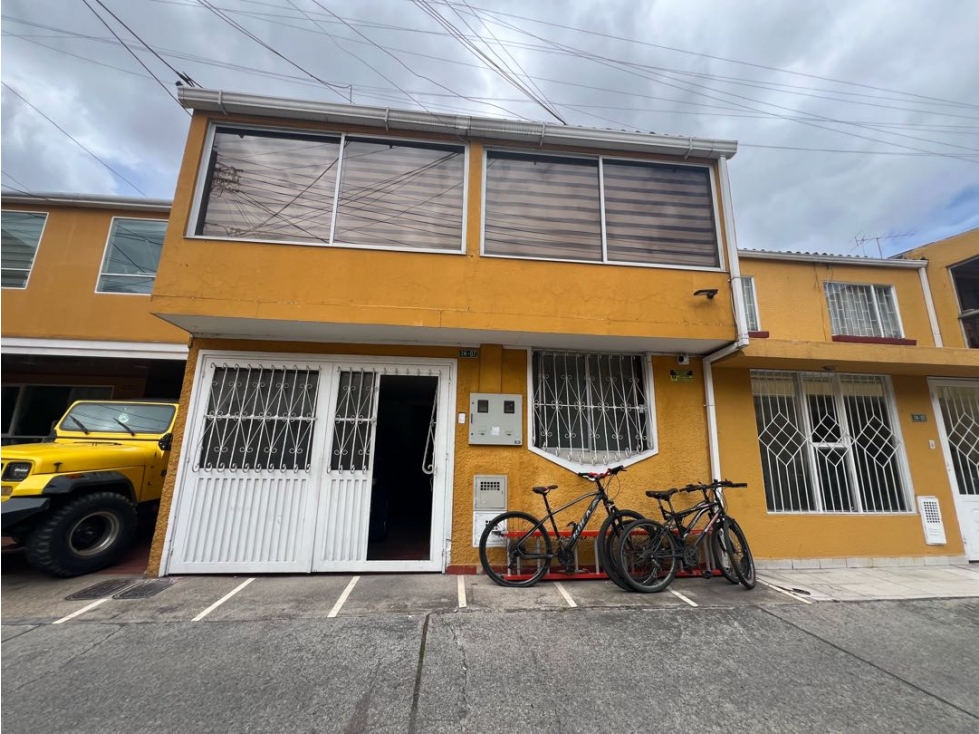 VENTA CASA EN CASTILLA CONJUNTO CERRADO RINCON DE LOS ANGELES BOGOTA