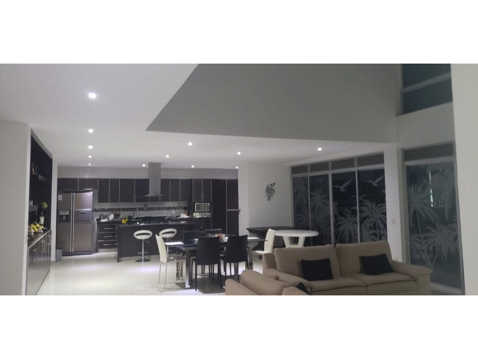 VENTA CASA MONTEBELLO 2 CHINAUTA