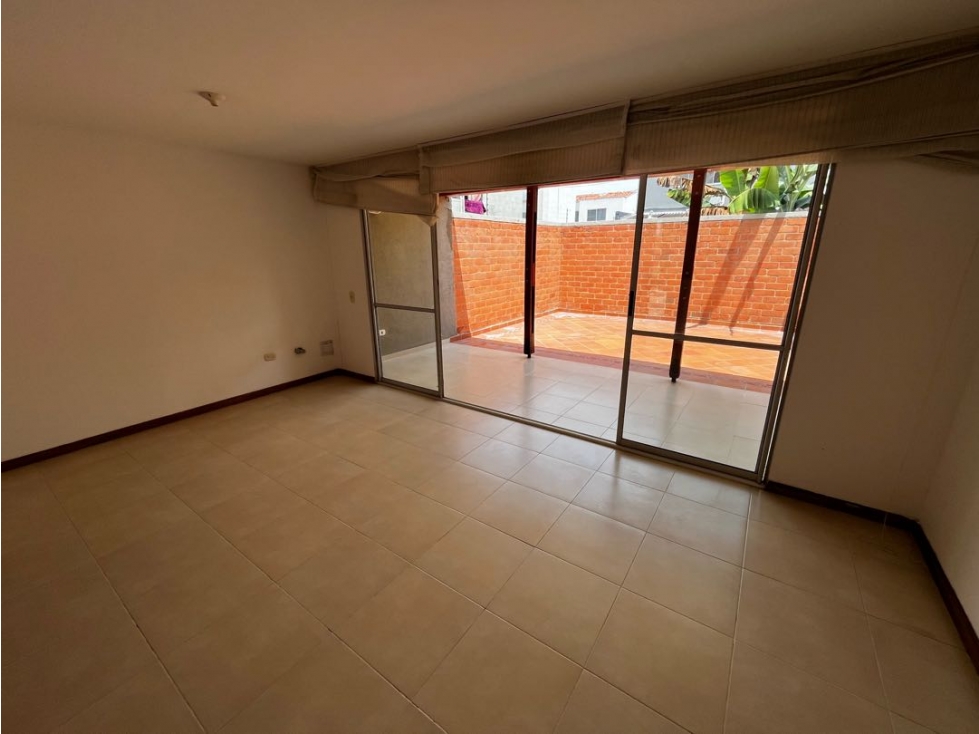 Venta casa en ciudad country