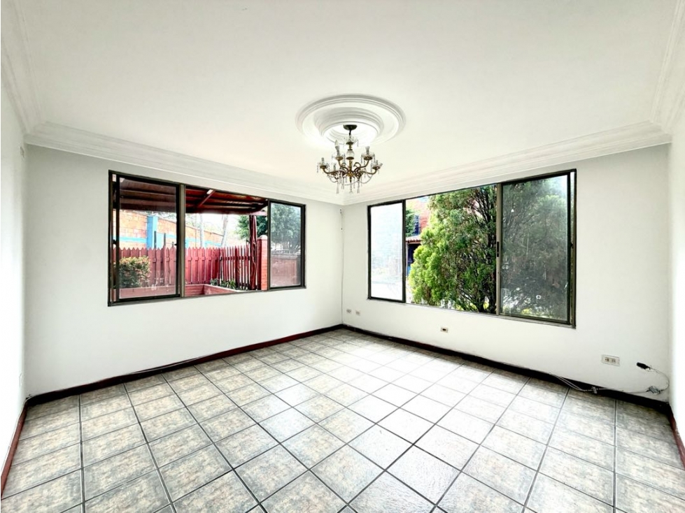 VENTA CASA EN CONDOMINIO ALTAMIRA-PALMIRA — foto 2