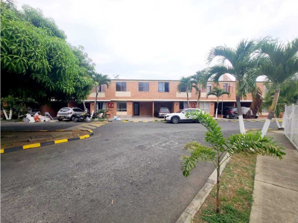 VENTA CASA EN CONDOMINIO CANEY