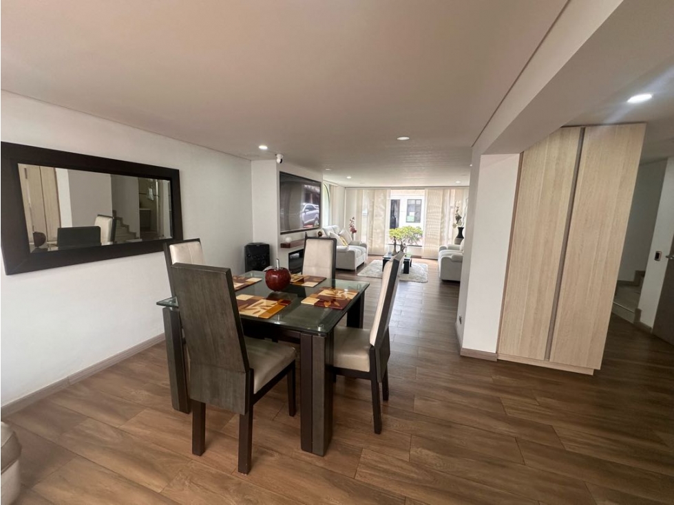 VENTA CASA EN CONJUNTO CERRADO, CEDRITOS — foto 3