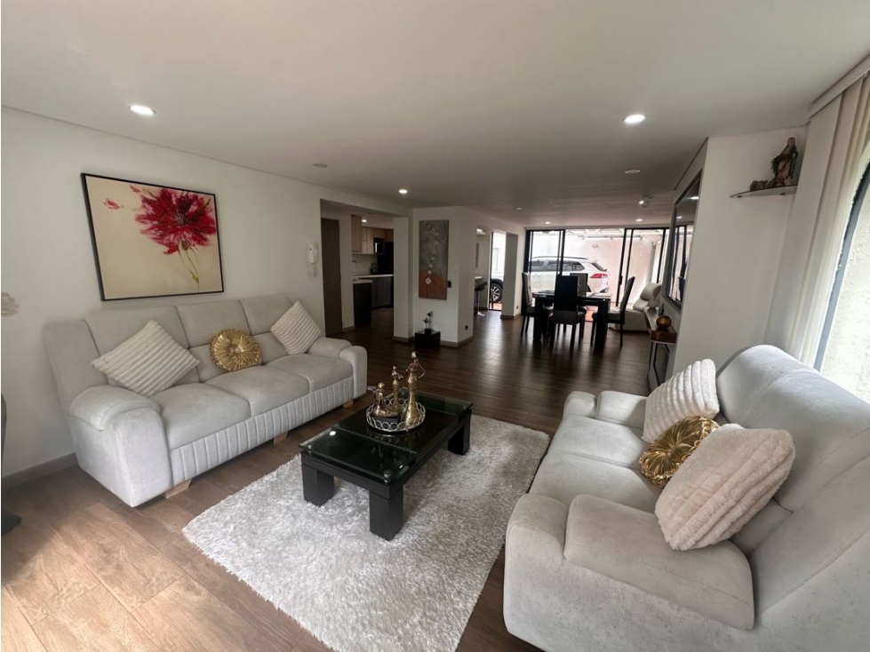 VENTA CASA EN CONJUNTO CERRADO, CEDRITOS — foto 2