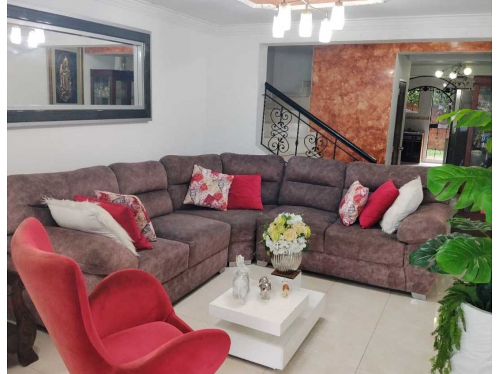 Venta casa en conjunto Residencial barrio Santa Anita — foto 2