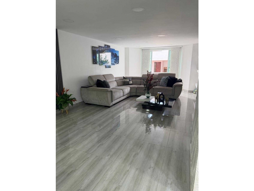 Venta casa en conjunto sector Pasoancho ingenio Cali