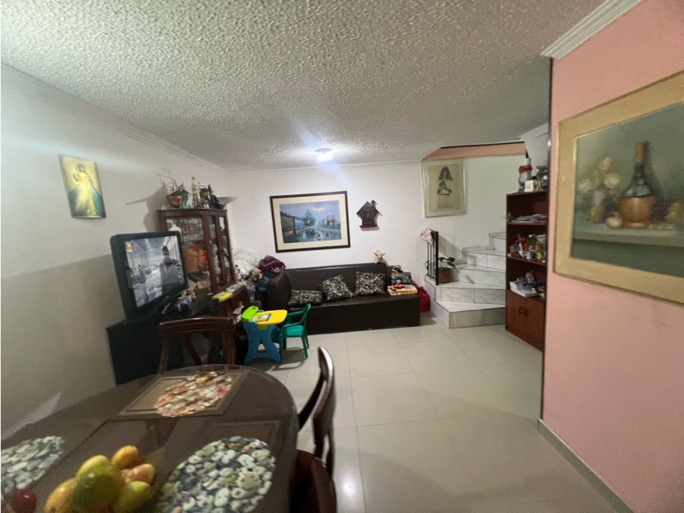 VENTA CASA EN CONJUNTO TERRAZAS DE CASTILLA BOGOTA — foto 3